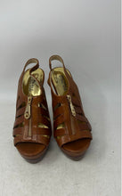 Load image into Gallery viewer, Michael Kors Womens Brown Leather Zipper Slingback Platform Heels Size 6M