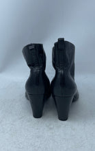 Load image into Gallery viewer, Indigo By Clarks Womens Black Leather Round Toe Block Heel Ankle Boots Size 8.5M