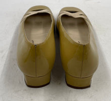 Load image into Gallery viewer, Authentic Salvatore Ferragamo Womens Beige Block Pump Heels Size 11B Damaged