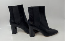 Load image into Gallery viewer, Donald J. Pliner Womens Laila Black Leather Ankle Chelsea Boots Size 9.5M