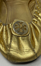 Load image into Gallery viewer, Authentic Tory Burch Womens Gold Tone Leather Ballet Flats Size 8M Worn