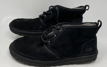 Load image into Gallery viewer, UGG Mens Neumel 3236 Black Suede Round Toe Lace-Up Ankle Chukka Boots Size 12