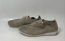 Load image into Gallery viewer, Cole Haan Womens 2.Zerogrand Stitchlite Beige Wingtip Oxford Shoes Size 8