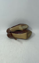 Load image into Gallery viewer, Guess Womens Brown Leather Slip-On Round Toe Stiletto Pump Heels Size 7.5 M