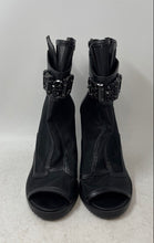 Load image into Gallery viewer, Karl Lagerfeld Womens Blayze Black Peep Toe Back Zip Ankle Booties Size 8.5 M