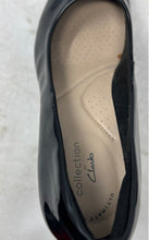 Load image into Gallery viewer, Collection By Clarks Womens Ambyr Joy Black Stiletto Pump Heels Size 6.5W