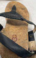 Load image into Gallery viewer, UGG Womens Ayden II 1020063 Black Leather Adjustable Strap Thong Sandals Size 5
