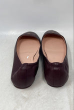 Load image into Gallery viewer, Kate Spade New York Womens Keato Burgundy Slip-On Ballet Flats Size 7.5B