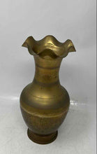 Load image into Gallery viewer, Engraved Brass Home Decorative Collectible Scalloped Edge Flower Vase