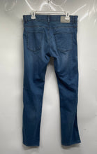Load image into Gallery viewer, Hugo Boss Mens Blue Denim Medium Wash Pockets Straight Leg Jeans Size 34/32