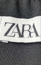 Load image into Gallery viewer, Zara Womens Black Flat Front Stretch Straight Leg Dress Pants Size 4
