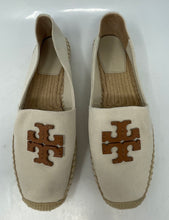 Load image into Gallery viewer, Authentic Tory Burch Womens Beige Slip-On Espadrilles Flats Size 8.5M Worn