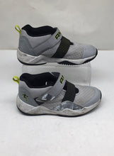 Load image into Gallery viewer, AND1 Kids Boys Blindside 2.0 BBA141ES075 Gray Black Basketball Sneakers Size 4