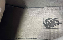 Load image into Gallery viewer, Vans Kids Knu Skool 751505 Gray White Low Top Lace-Up Sneaker Shoes Size 6.5