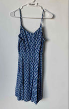 Load image into Gallery viewer, Old Navy Womens Blue Floral Sleeveless Smocked Fit & Flare Dress Size Medium