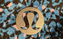 Load image into Gallery viewer, Lululemon Womens Blue Flashback Static Print High Waisted Capri Leggings Size 8