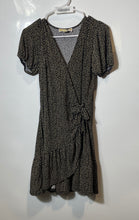 Load image into Gallery viewer, Michael Kors Womens Black Printed Short Sleeve Mini Wrap Dress Size Medium