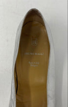 Load image into Gallery viewer, Authentic Bruno Magli Womens Silver Leather Round Toe Ballet Flats Size 7.5B