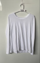 Load image into Gallery viewer, Banana Republic Womens White Crew-Neck Long Sleeve Pullover T-Shirt Size L