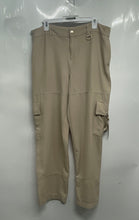 Load image into Gallery viewer, DKNY Womens Beige Flat Front Pockets Straight Leg Cargo Pants Size 14