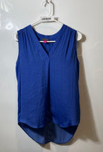 Load image into Gallery viewer, Vince Camuto Womens Blue V-Neck Sleeveless Collarless Pullover Tank Top Size S