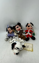 Load image into Gallery viewer, Lot Of 4 Pcs Disney Mixed Variety Collectible Plush Toy Mickey Minnie With Tag