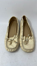Load image into Gallery viewer, Michael Kors Womens Beige Patent Leather Moc Toe Driving Loafer Shoes Size 9M