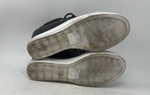 Load image into Gallery viewer, Juicy Couture Womens Jorgia Black White Monogram Round Toe Sneaker Shoes Sz 9.5