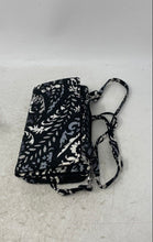 Load image into Gallery viewer, Vera Bradley Womens Black Inner Pockets Shoulder Crossbody Handbag