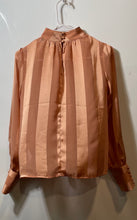 Load image into Gallery viewer, Forever 21 Womens Pink Long Sleeve Pleated Mock Neck Button Blouse Top Size XS