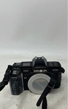 Load image into Gallery viewer, Minolta Maxxum 7000 Black Autofocus 35mm SLR Film Camera With Neck Strap