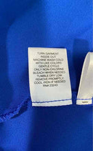 Load image into Gallery viewer, New York Company Womens Blue Sleeveless Button Front Ruffle Hem Blouse Top Sz XS