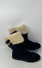 Load image into Gallery viewer, UGG Womens Beckham 1005413 Black Suede Buckle Fold-Over Snow Boots Size 7