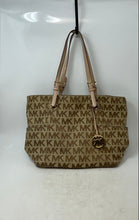 Load image into Gallery viewer, Michael Kors Womens Jet Set Brown Signature Logo Print Shoulder Tote Purse