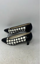 Load image into Gallery viewer, Bruno Magli Womens White & Black Striking Windowpane Grid Pump Heels Size 40
