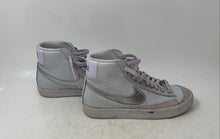 Load image into Gallery viewer, Nike Kids Blazer Mid '77 DA4086-010 White Silver Lace-Up Sneaker Shoes Size 6Y
