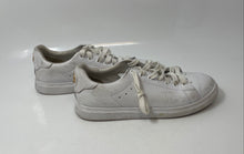 Load image into Gallery viewer, Authentic Tory Burch Womens White Lace-Up Sneaker Shoes Size 5M Damaged