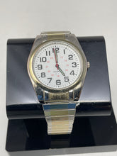 Load image into Gallery viewer, Women's Two-Tone Watch Silver-Tone Gold-Tone With White Dial