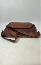 Load image into Gallery viewer, El Portal Womens Brown Leather Inner Zipped Pocket Bottom Studs Shoulder Bag