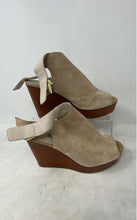 Load image into Gallery viewer, Kenneth Cole Womens Octavia Beige Suede Wood Stacked Heel Slingback Sandals 8M