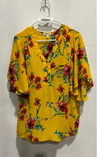 Load image into Gallery viewer, Express Womens Yellow Floral Flutter Sleeve V-Neck Blouse Top Size Large