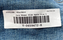 Load image into Gallery viewer, Zara Womens Blue Denim Light Wash Stretch Pockets Skinny Leg Jeans Size 6
