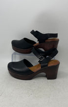 Load image into Gallery viewer, B.O.C. Womens Natasha Black Leather Buckle Block Heel Slingback Sandal Size 9M