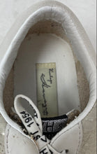 Load image into Gallery viewer, Vintage Havana Womens Maya Beige Lace-Up Low Top Sneaker Shoes Size 8.5