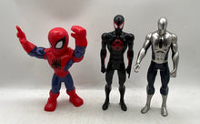 Load image into Gallery viewer, Lot Of 10 Pcs Assorted Collection Mixed Superhero Action Figures For Boys