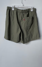 Load image into Gallery viewer, Levi's Mens Green Flat Front Slash Pocket Drawstring XX Chino Shorts Size Large