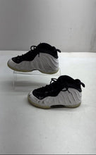 Load image into Gallery viewer, Nike Kids Little Posite One DV2239-100 Black White Lace-Up Sneakers Shoes Sz 2Y