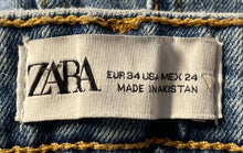 Load image into Gallery viewer, Zara Womens Blue Denim Pockets Medium Wash Split Hem Skinny Jeans Size 2