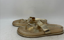 Load image into Gallery viewer, Vince Camuto Womens Genri Gold Tone Slip-On Flat Thong Sandals Size 6M