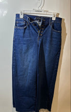 Load image into Gallery viewer, Banana Republic Womens Blue Denim Stretch Wide-Leg Cropped Jeans Size 27/4
